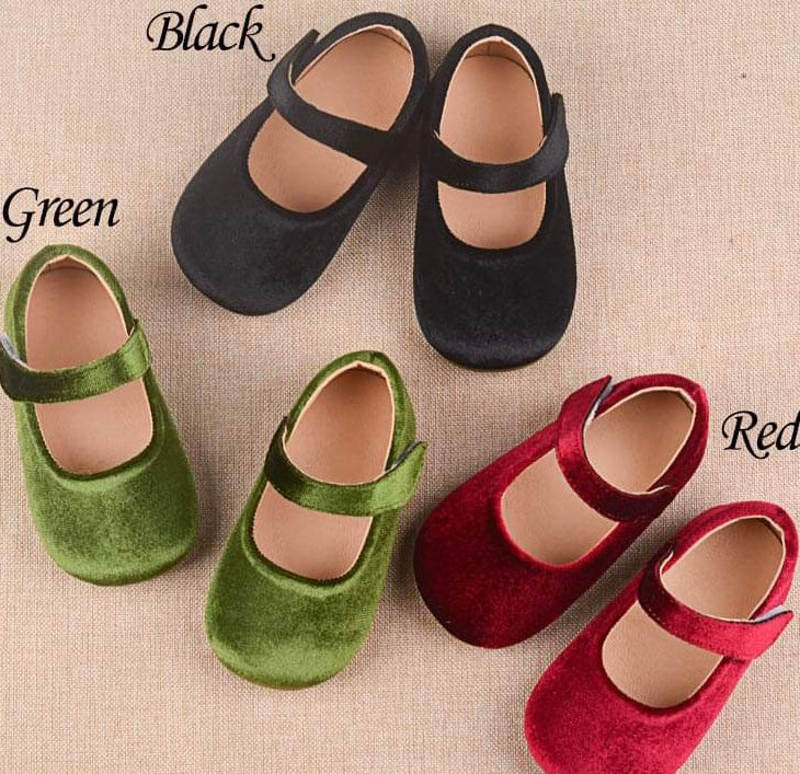 Girls velvet maryjanes